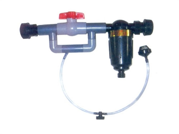 Venturi filter fertilizer applicator